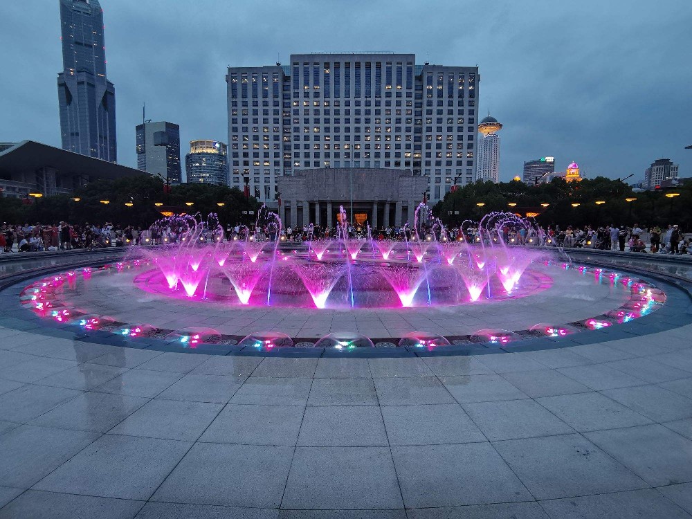 旱地音樂(lè)噴泉廠家介紹